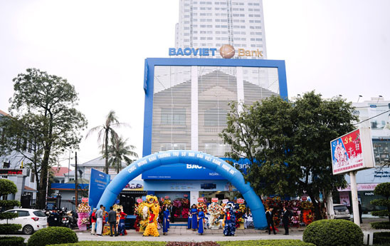 BAOVIET Bank Nghệ An khai trương trụ sở mới