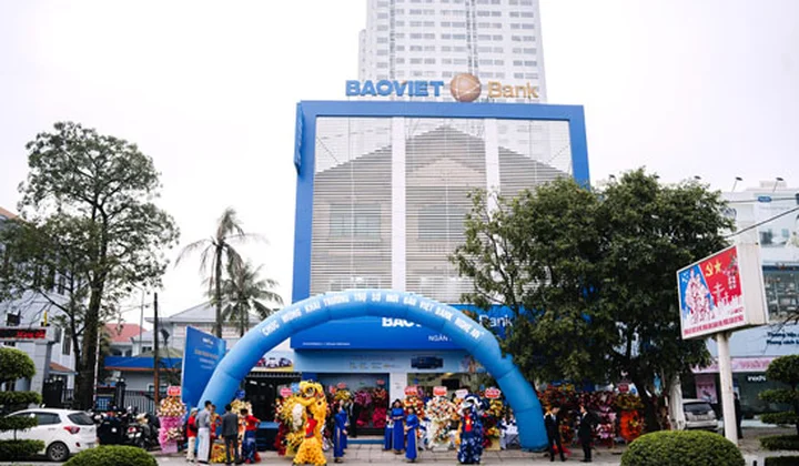BAOVIET Bank Nghệ An khai trương trụ sở mới