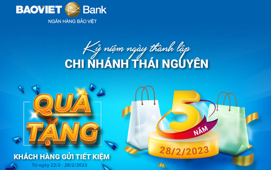 BAOVIET Bank Thái Nguyên tặng quà cho khách hàng gửi tiết kiệm