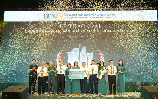 BIDV nằm trong Top 5 thương hiệu tài chính dẫn đầu của Forbes Việt Nam