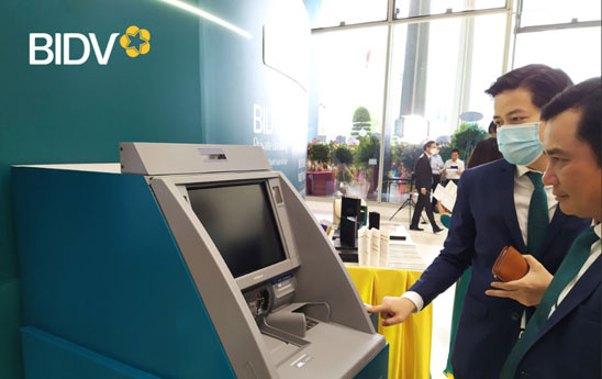 BIDV triển khai thành công giao dịch ngân hàng bằng Căn cước công dân gắn chip