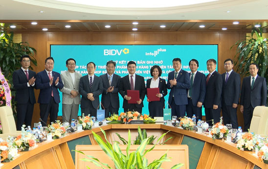 BIDV và InfoPlus hợp tác phát triển sản phẩm ngân hàng trên nền tảng InfoCMS