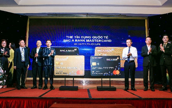 Bac A Bank ra mắt 2 dòng thẻ mới