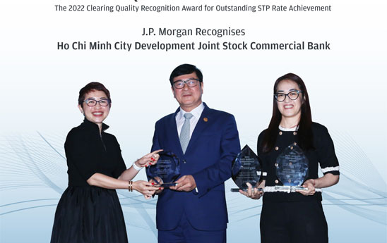 HDBank nhận giải thưởng của The Asset và JP Morgan Chase