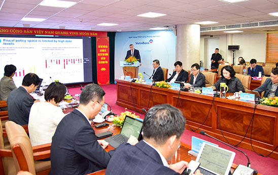 Hội thảo “Triển vọng kinh tế thế giới và tác động đến Việt Nam năm 2023”