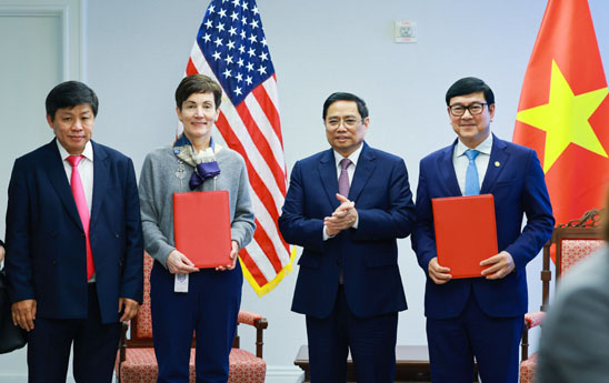 IFC và HDBank hợp tác chiến lược, hỗ trợ các Doanh nghiệp Nhỏ và Vừa