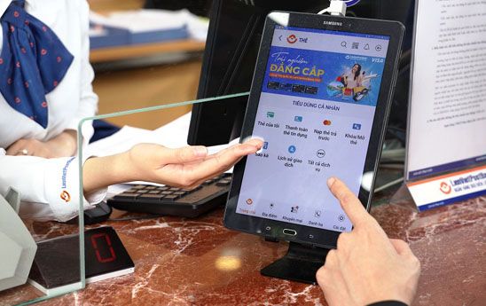 LienVietPostBank tăng tốc số hóa, chạy đua bán lẻ