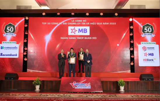 MB vào Top 4 ngân hàng thương mại uy tín Việt Nam 2022