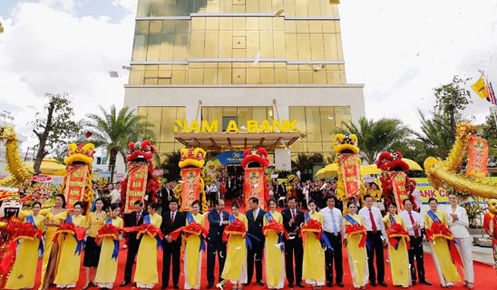 Nam A Bank Cần Thơ chuyển địa điểm và khai trương trụ sở mới