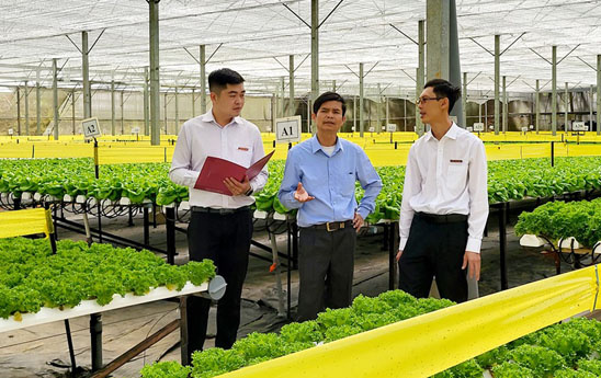 Nông nghiệp là thị trường trọng tâm, nông dân là người bạn đồng hành