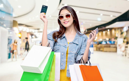 OCB ra mắt thẻ tín dụng chuyển đổi trả góp tự động