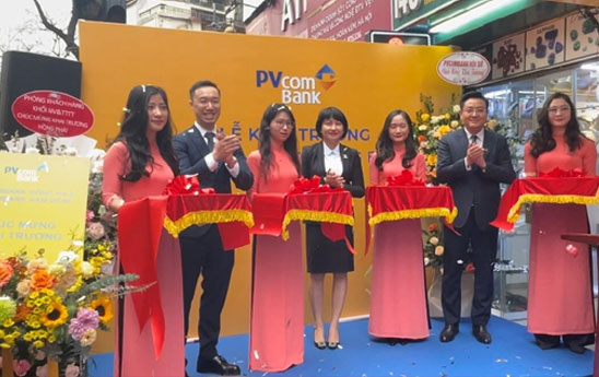PVcomBank Hàng Bạc khai trương trụ sở mới