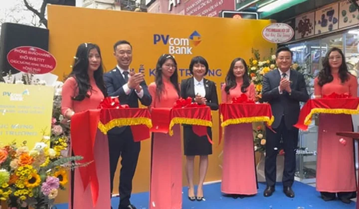 PVcomBank Hàng Bạc khai trương trụ sở mới