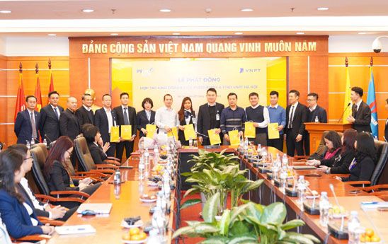 PVcomBank và Trung tâm kinh doanh VNPT Hà Nội tổ chức phát động chương trình hợp tác