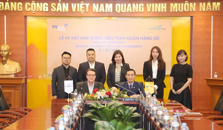 PVcomBank và Vemanti Group ký kết hợp đồng nền tảng ngân hàng kỹ thuật số