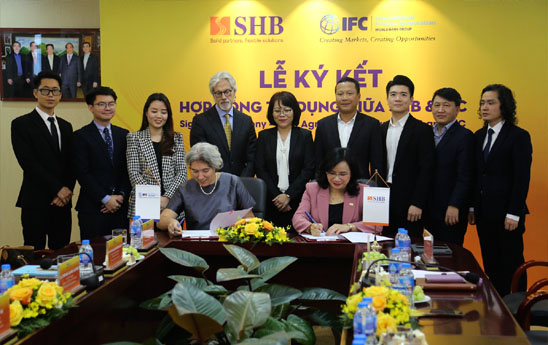 SHB ký kết khoản vay đầu tiên trong tổng gói vay 120 triệu USD từ IFC