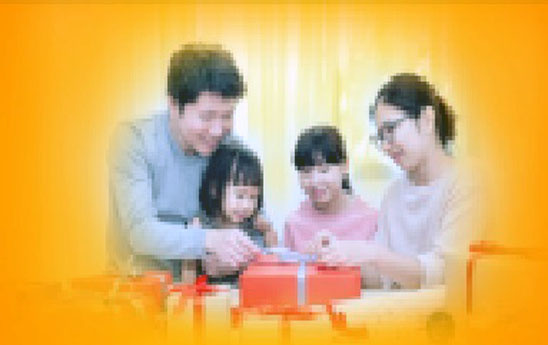 SHB tặng sổ tiết kiệm cho khách hàng mua bảo hiểm