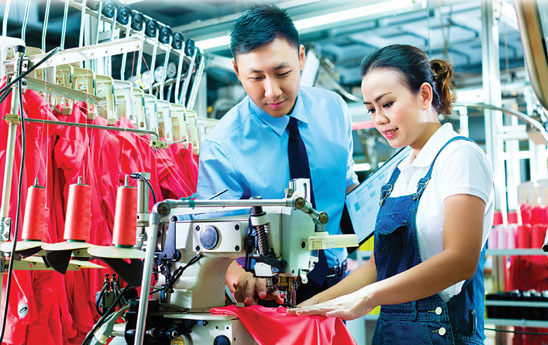 Sacombank giảm lãi suất cho vay, hỗ trợ tài chính cho khách hàng cá nhân và doanh nghiệp