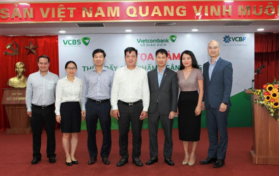 Tọa đàm “Thúc đẩy sản phẩm ngân hàng đầu tư tại Vietcombank Sở giao dịch”