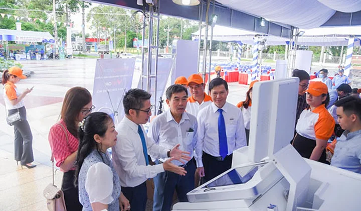 Sức hút của máy STM KienlongBank tại Triển lãm sản phẩm khởi nghiệp đổi mới sáng tạo