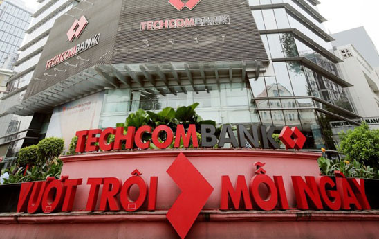 Techcombank chuyển trụ sở chính
