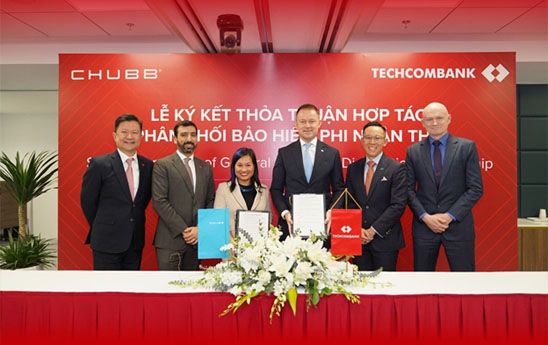 Techcombank hợp tác Chubb ra mắt sản phẩm bảo hiểm TechCare Me