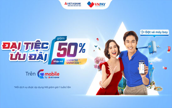 Ứng dụng VietABank EZMobile ưu đãi đặt vé máy bay giảm 50%