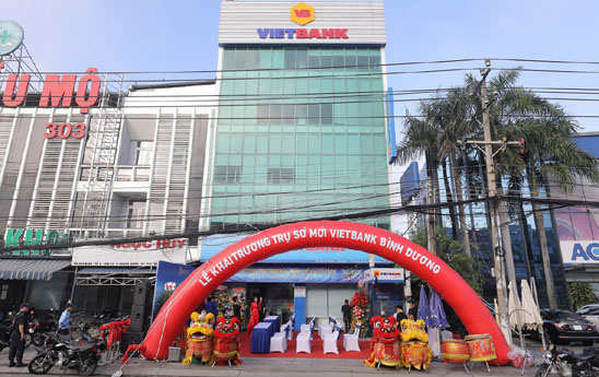 Vietbank Bình Dương khai trương trụ sở mới