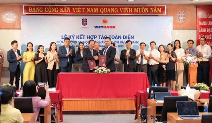 Vietbank và Trường đại học Ngân hàng thành phố Hồ Chí Minh hợp tác toàn diện