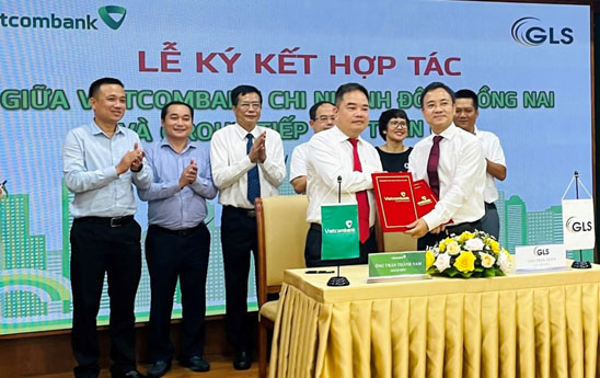 Vietcombank Đông Đồng Nai ký kết thỏa thuận hợp tác với GLS