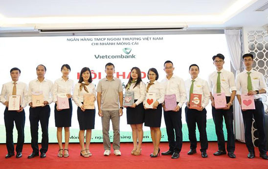 Vietcombank Móng Cái tổ chức Hội thảo “tự đánh giá rủi ro và các chốt kiểm soát RCSA năm 2022”