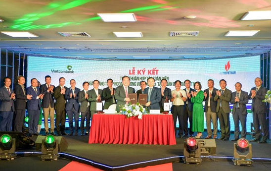 Vietcombank ký thỏa thuận hợp tác toàn diện với Petrovietnam