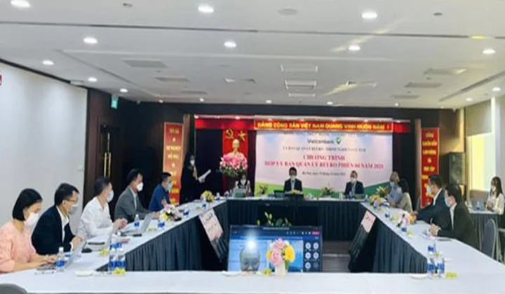 Vietcombank tổ chức Hội thảo “kinh tế thế giới và Việt Nam năm 2022: Triển vọng và thách thức”
