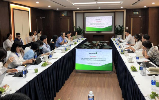 Vietcombank tổ chức Hội thảo về “Các phương pháp dự báo kinh tế vĩ mô cho chỉ tiêu tăng trưởng và lạm phát”
