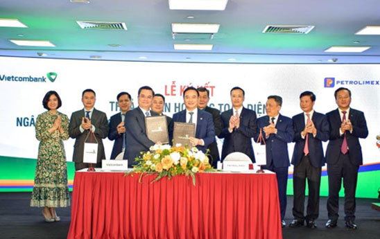 Vietcombank và Petrolimex ký kết thỏa thuận hợp tác toàn diện
