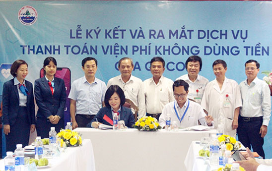 VietinBank Sông Hàn ký kết hợp tác dịch vụ thanh toán viện phí không dùng tiền mặt