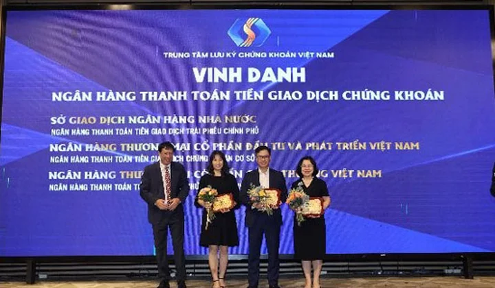 VietinBank được VSD vinh danh “Ngân hàng thanh toán tiền giao dịch chứng khoán”