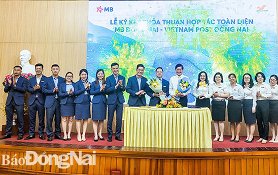 Vietnam Post Đồng Nai và MB Đồng Nai ký kết thỏa thuận hợp tác về ứng dụng số