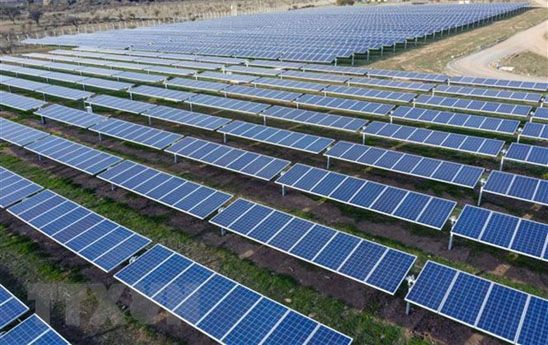AfDB thúc đẩy sáng kiến biến sa mạc thành năng lượng thắp sáng Sahel