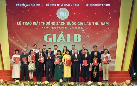 Cuốn sách “Lịch sử đồng tiền Việt Nam” đạt giải B Giải thưởng Sách Quốc gia lần thứ V