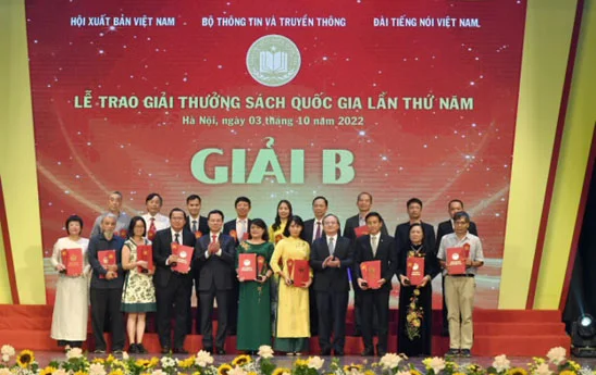 Cuốn sách “Lịch sử đồng tiền Việt Nam” đạt giải B Giải thưởng Sách Quốc gia lần thứ V
