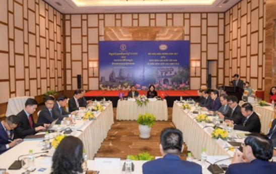 Đối thoại cấp cao giữa Thống đốc NHNN Việt Nam và Thống đốc NHQG Campuchia với các NHTM Việt Nam tại Campuchia