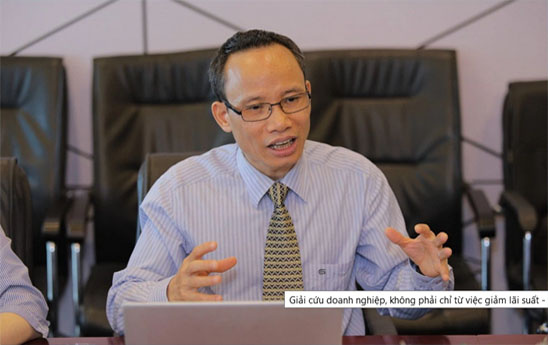 Giải cứu doanh nghiệp, không phải chỉ từ việc giảm lãi suất