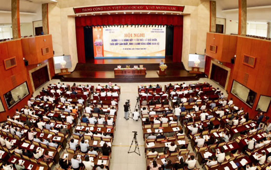 Giải pháp tín dụng thúc đẩy sản xuất, kinh doanh vùng Đông Nam Bộ