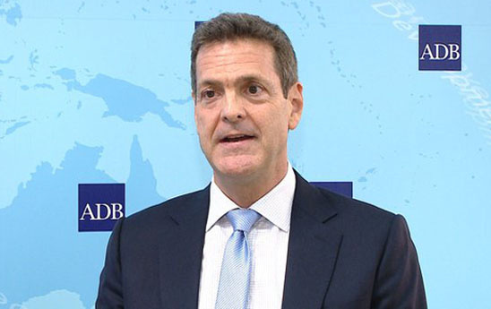 Giám đốc ADB: Việt Nam duy trì môi trường kinh tế vĩ mô ổn định trong năm qua