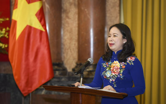 Giữ vững hình ảnh cán bộ nữ ngành Ngân hàng chuyên nghiệp, tinh thông, đạo đức, trí tuệ