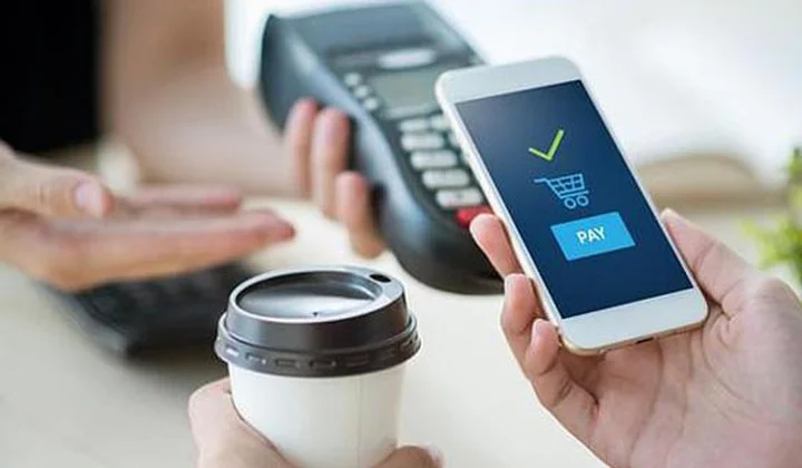 Mở rộng thanh toán không dùng tiền mặt góp phần phòng chống hiệu quả dịch bệnh COVID-19 trên địa bàn TP. Hồ Chí Minh