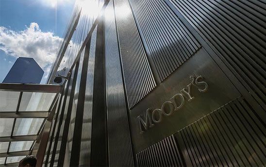 Moody’s hạ triển vọng hệ thống ngân hàng Mỹ từ ổn định xuống tiêu cực