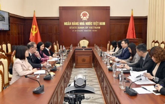 Phó Thống đốc Phạm Thanh Hà tiếp xã giao Giám đốc Văn phòng Tăng cường năng lực của Quỹ Tiền tệ quốc tế tại Thái Lan