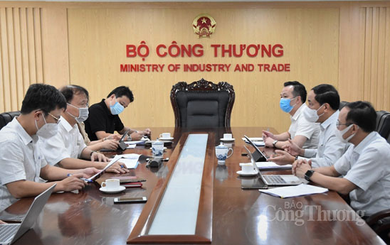 Tăng cường phối hợp cung ứng hàng hóa, đưa nông sản lên sàn thương mại điện tử